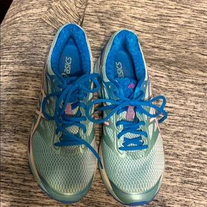 Women’s ASICS shoes